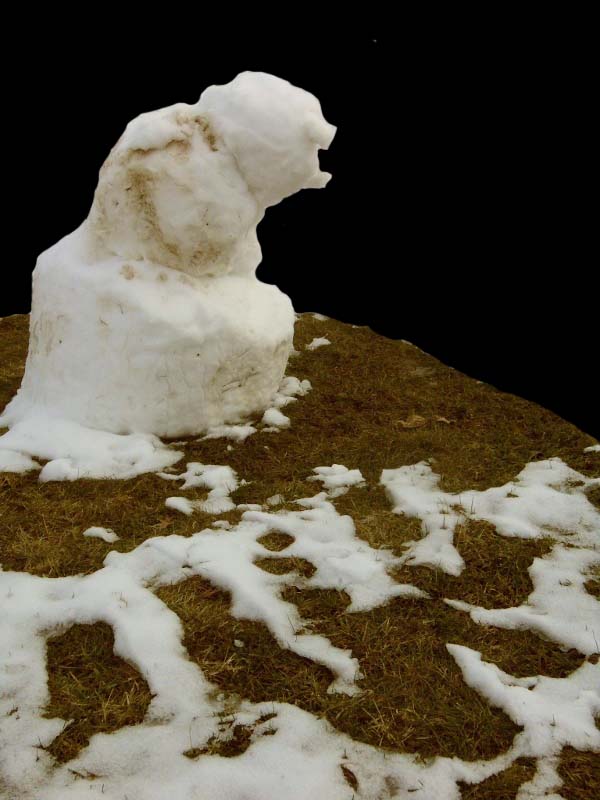 Snowby lists to starboard.